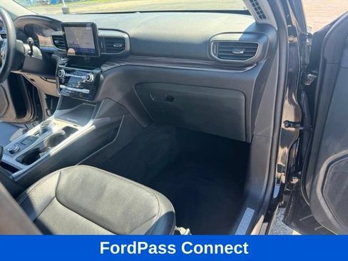 Used 2023 Ford Explorer Limited w/ Equipment Group 301A AWD/4WD image 14