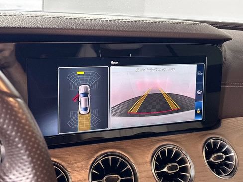 Used 2018 Mercedes-Benz E 400 Coupe image 17