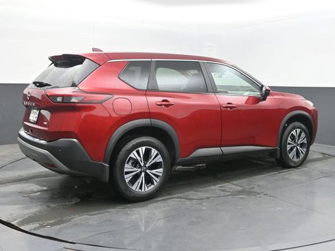 Used 2023 Nissan Rogue SV FWD image 7