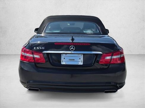 Used 2011 Mercedes-Benz E 550 Cabriolet image 6