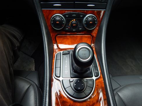 Used 2005 Mercedes-Benz SL 600 w/ AMG Sport Pkg image 18