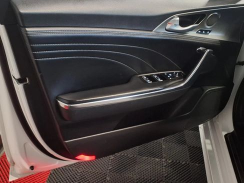 Used 2022 Kia Stinger GT2 RWD image 15