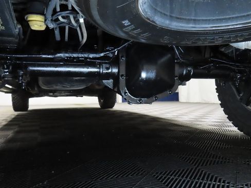 Used 2024 Ford F150 XLT w/ Equipment Group 302A MID image 9