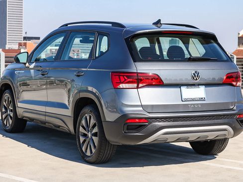 Used 2024 Volkswagen Taos S image 8