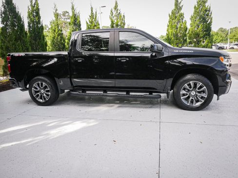 Used 2024 Chevrolet Silverado 1500 RST AWD/4WD image 11
