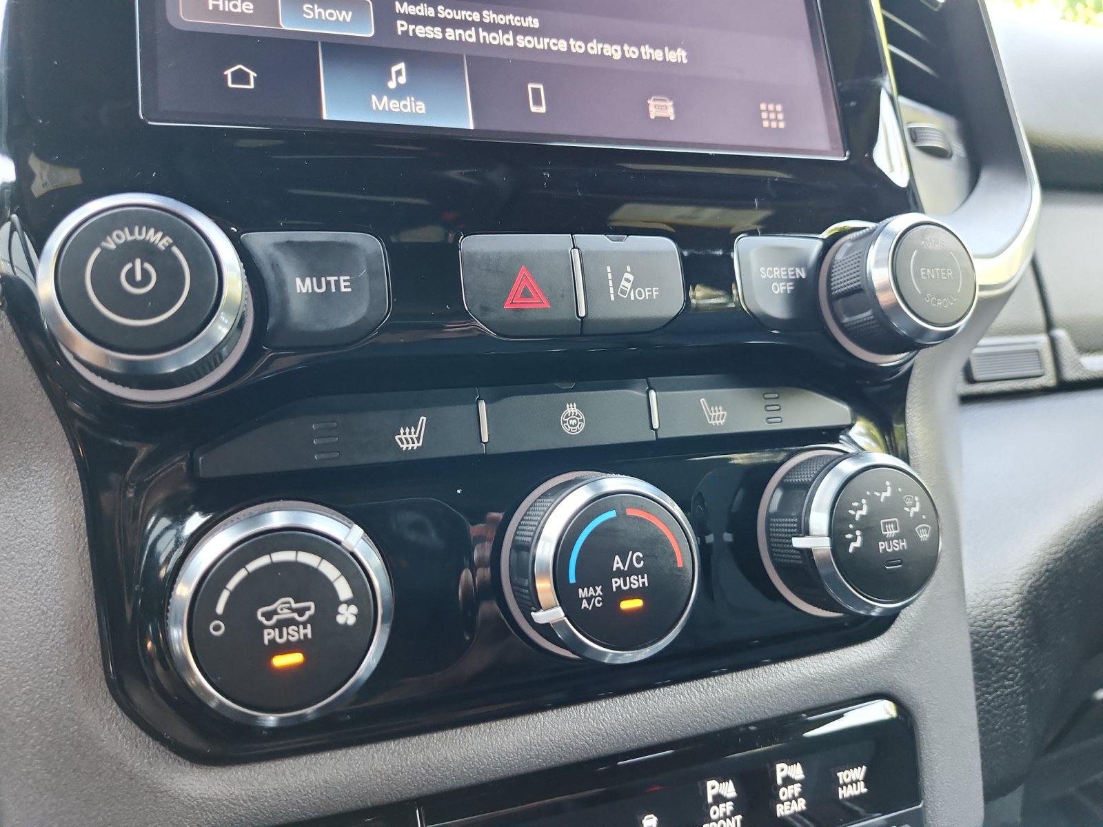 Used 2025 RAM 1500 Lone Star AWD/4WD image 21