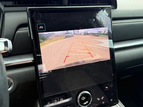 Used 2025 GMC Terrain Elevation image 20