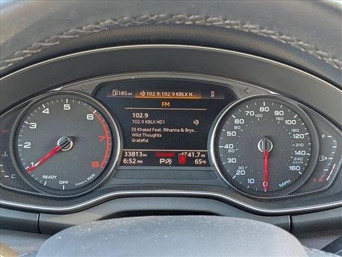 Used 2022 Audi Q5 2.0T Premium w/ Convenience Package AWD/4WD image 10