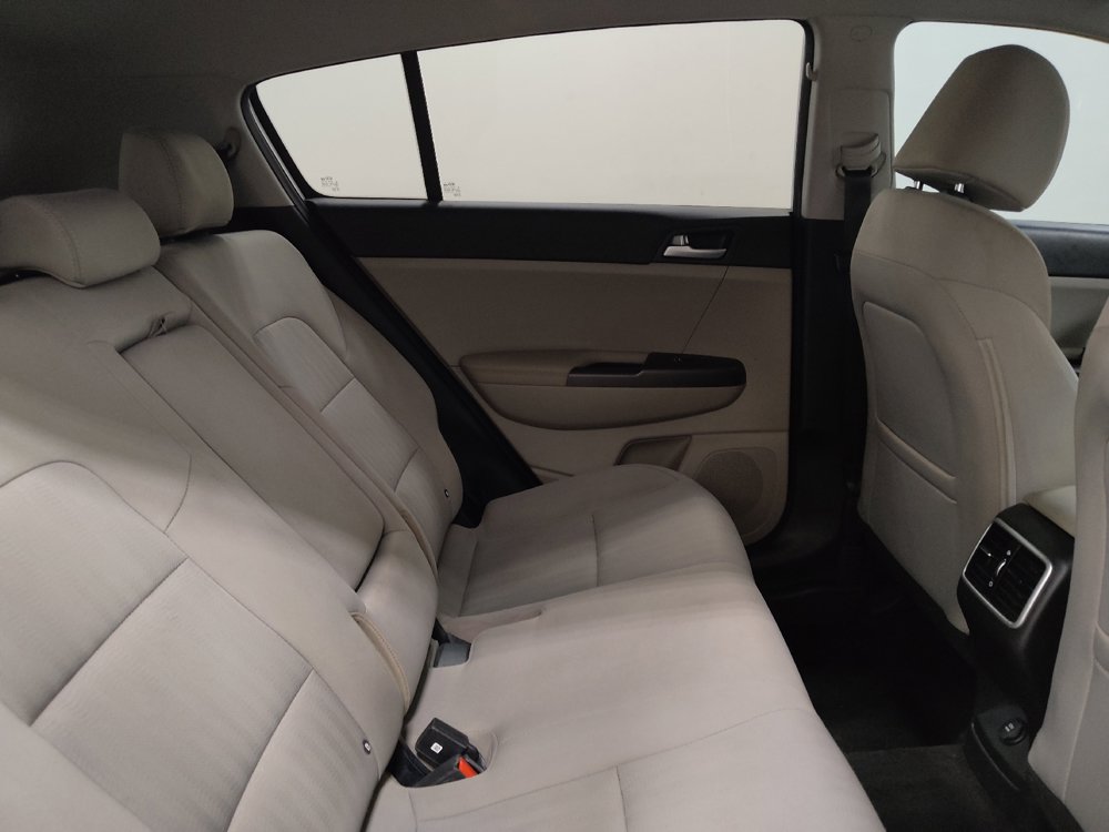 Used 2020 Kia Sportage LX FWD image 19
