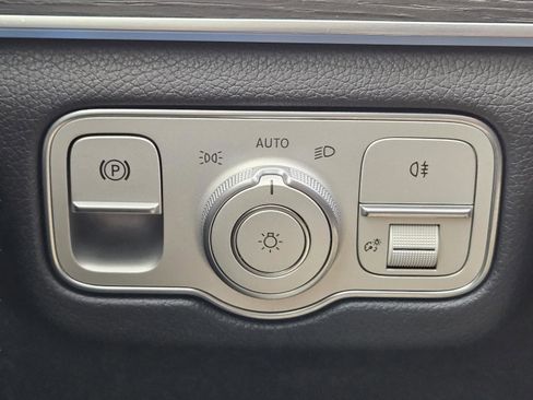 Certified 2025 Mercedes-Benz GLE 350 4MATIC image 14