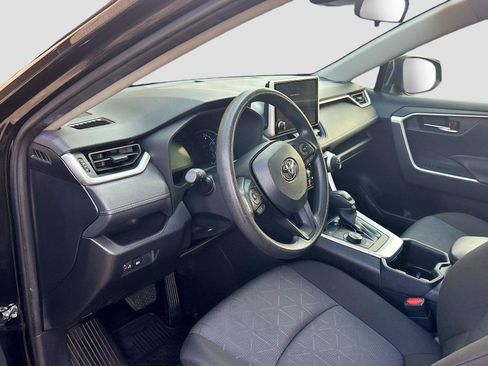 Used 2024 Toyota RAV4 XLE AWD/4WD image 26
