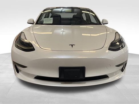 Used 2023 Tesla Model 3 Standard Range image 8