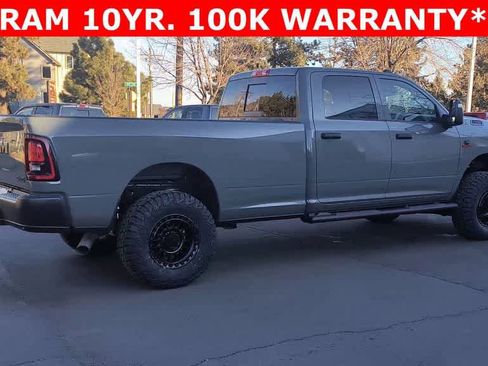 New 2026 RAM 2500 Tradesman AWD/4WD image 9