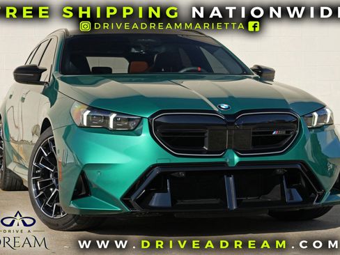 Used 2026 BMW M5 Touring w/ M Driver's Package AWD/4WD image 2