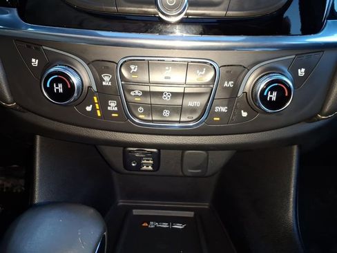 Certified 2023 Chevrolet Traverse Premier image 28