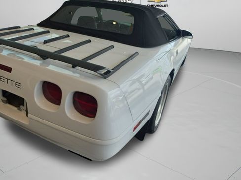 Used 1994 Chevrolet Corvette Convertible RWD image 29