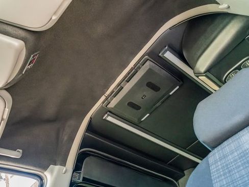 Used 2016 Mercedes-Benz Sprinter 3500 image 21