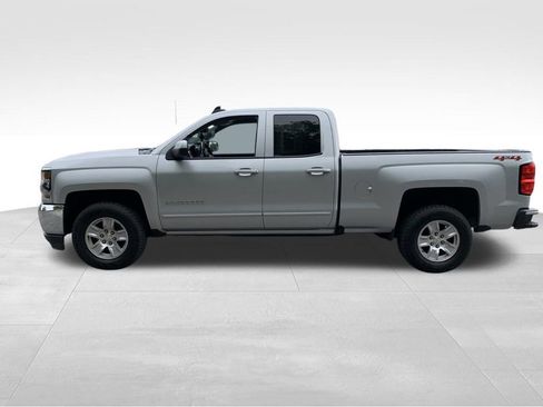 Used 2018 Chevrolet Silverado 1500 LT w/ All Star Edition AWD/4WD image 9