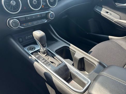 Used 2025 Nissan Sentra SV FWD image 39
