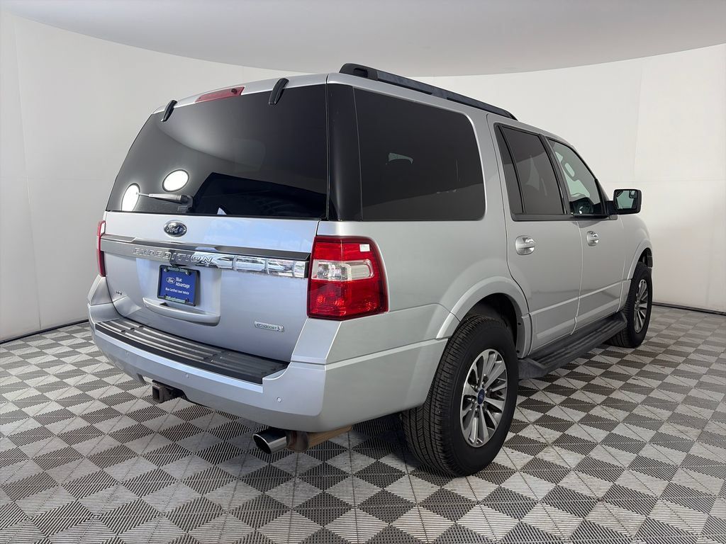 Used 2017 Ford Expedition XLT AWD/4WD image 7
