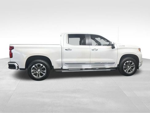 Used 2024 Chevrolet Silverado 1500 High Country AWD/4WD image 7