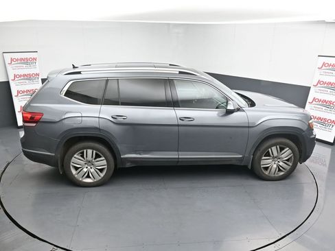 Used 2019 Volkswagen Atlas SEL Premium image 17