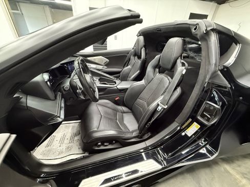 Used 2021 Chevrolet Corvette 3LT image 13