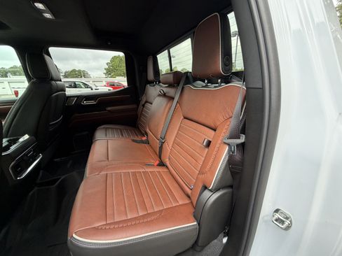 Used 2026 GMC Sierra 1500 Denali Ultimate AWD/4WD image 19