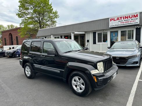 Used 2009 Jeep Liberty Sport w/ Popular Equipment Group image 1