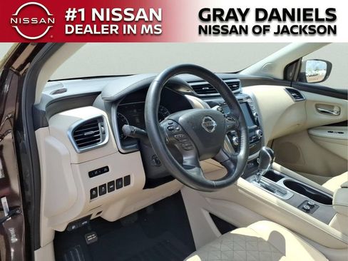 Used 2019 Nissan Murano Platinum FWD image 11