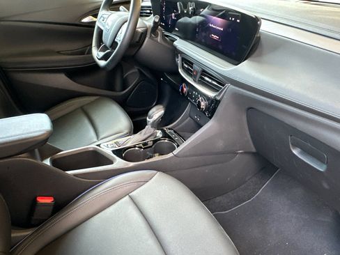 New 2025 Buick Encore GX Sport Touring image 16