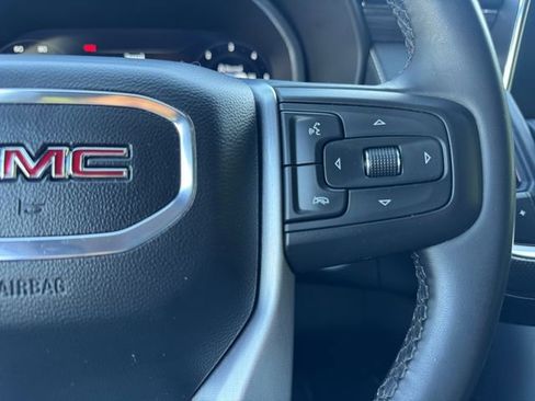Certified 2023 GMC Yukon XL SLT AWD/4WD image 13