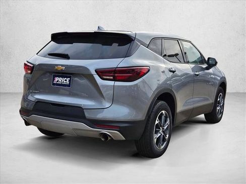 Used 2025 Chevrolet Blazer LT image 5