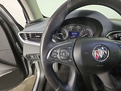 Used 2020 Buick Enclave Essence w/ Sport Touring Edition FWD image 29