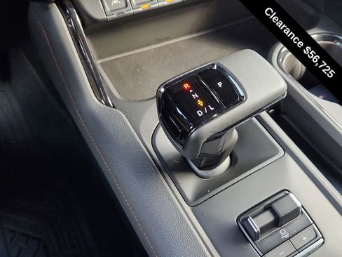 Used 2025 GMC Sierra 1500 AT4 w/ AT4 Premium Package image 43