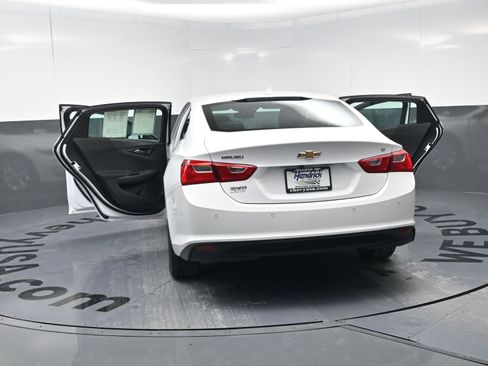 Certified 2025 Chevrolet Malibu LT image 28