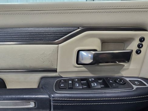 Used 2021 RAM 3500 Limited image 12