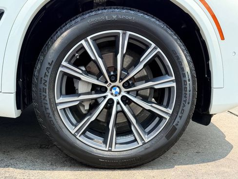 Used 2019 BMW X5 xDrive40i AWD/4WD image 12