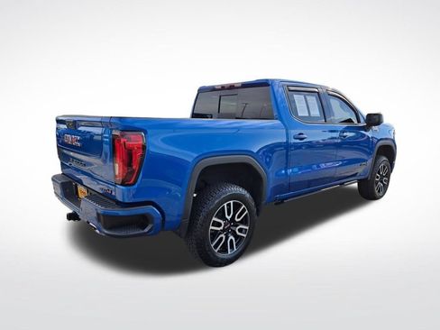 Used 2024 GMC Sierra 1500 AT4 w/ Technology Package AWD/4WD image 3