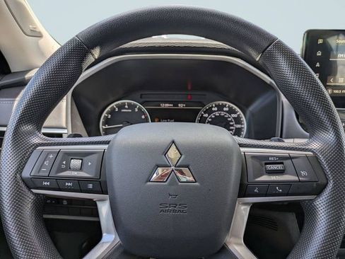 New 2026 Mitsubishi Outlander ES AWD/4WD image 28