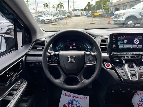 Used 2023 Honda Odyssey Elite image 32