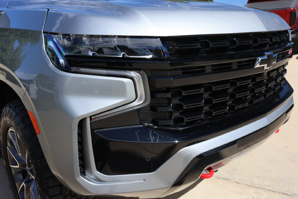 Used 2023 Chevrolet Tahoe Z71 w/ Z71 Off-Road Package AWD/4WD image 40