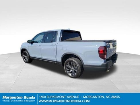 Used 2024 Honda Ridgeline Sport image 9