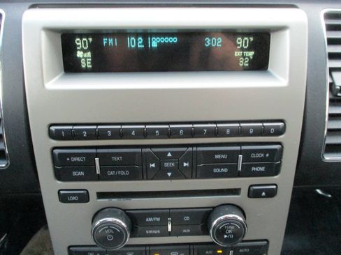 Used 2011 Ford Flex SEL w/ Rapid Spec Order Code image 37