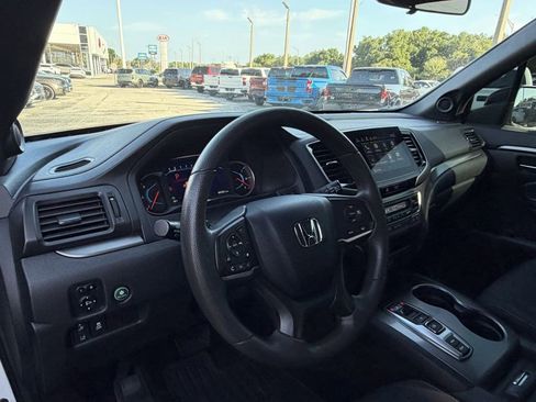 Used 2021 Honda Passport Sport image 17