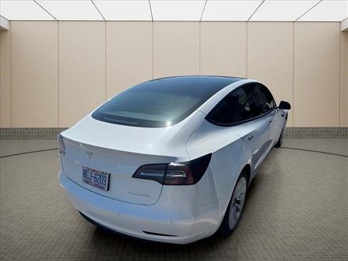 Used 2022 Tesla Model 3 Long Range AWD/4WD image 14