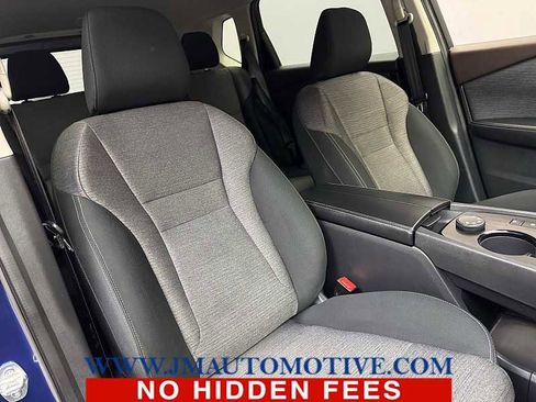 Used 2023 Nissan Rogue SV image 20