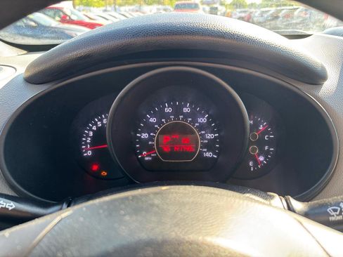 Used 2018 Kia Soul FWD image 22