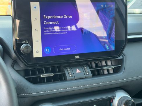 Certified 2025 Toyota RAV4 XLE Premium image 25