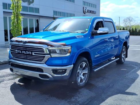 Used 2022 RAM 1500 Laramie AWD/4WD image 2